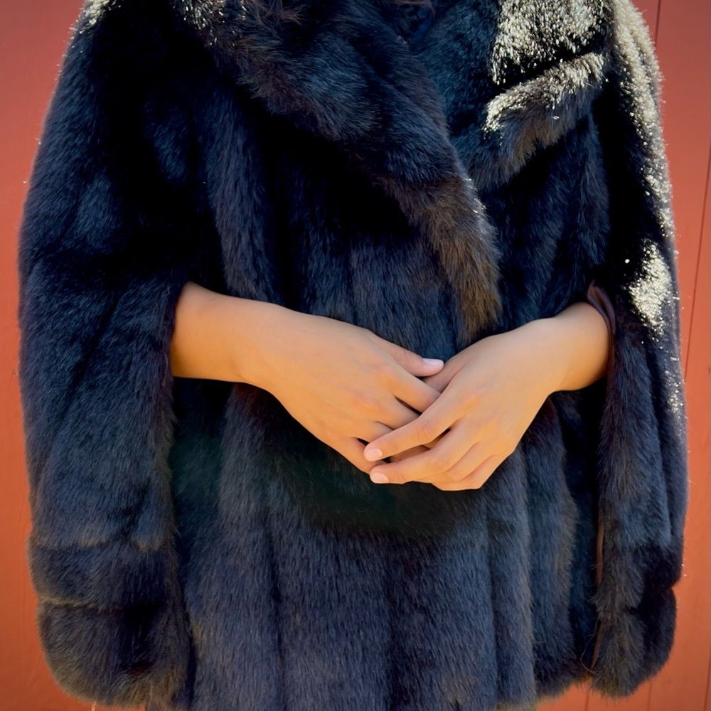 American Signature Coat Fake Fur Wrap Size Medium - Picture 7 of 7